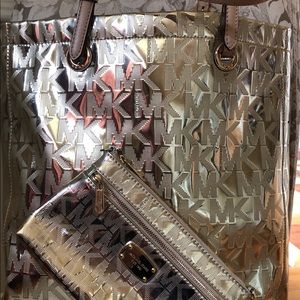 Bag and matching makeup pouch